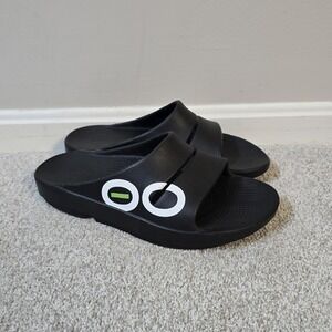 OOFOS OOAHH Sandal Slide Recovery Footware Unisex - Black with Logo M10 / W12